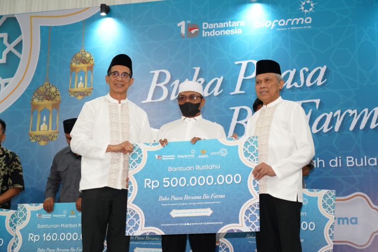 Ramadan, Bio Farma Salurkan Bantuan Sosial Rp2 Miliar