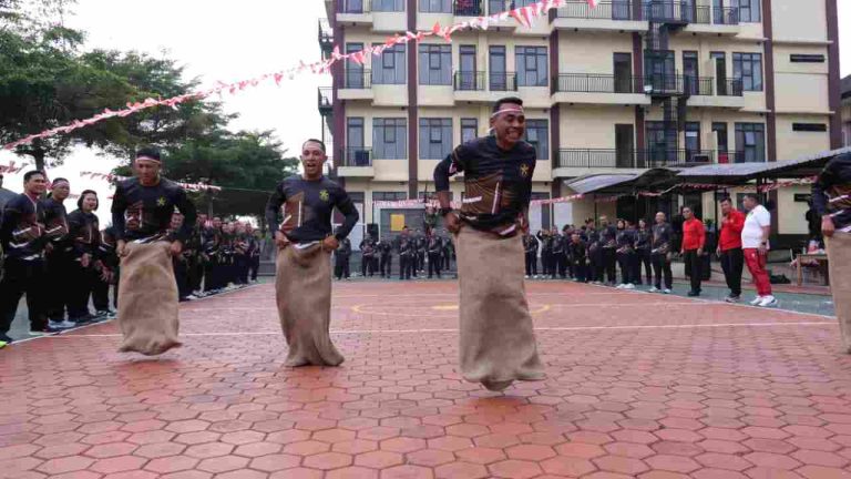 Semarak HUT ke-81 RI, Siswa Sespimma Polri Angkatan 76 Lomba Makan Kerupuk hingga Tarik Tambang